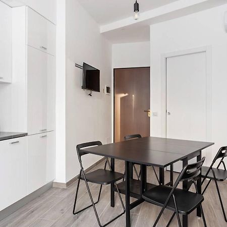 Апартаменты Modern And New Flat In Duomo Area Милан Экстерьер фото