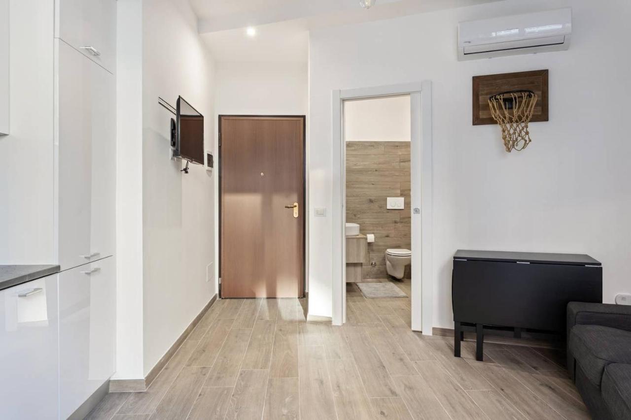 Апартаменты Modern And New Flat In Duomo Area Милан Экстерьер фото