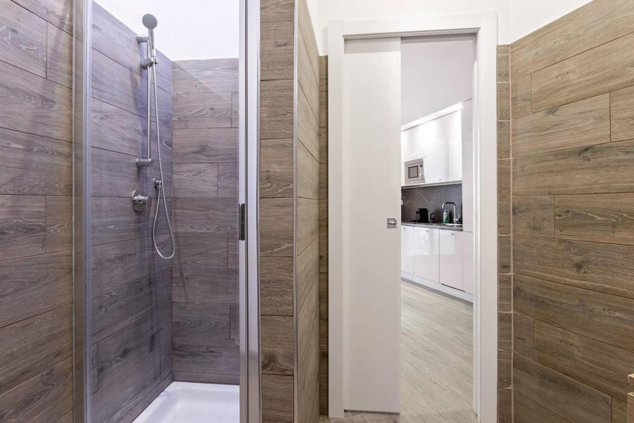 Апартаменты Modern And New Flat In Duomo Area Милан Экстерьер фото