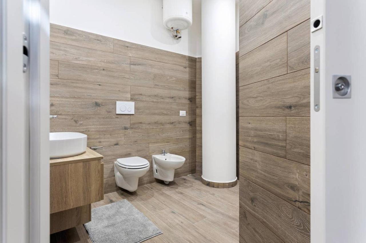 Апартаменты Modern And New Flat In Duomo Area Милан Экстерьер фото